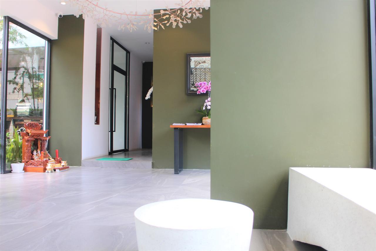 De Ninth Boutique Hotel & Spa พนมเปญ ภายนอก รูปภาพ