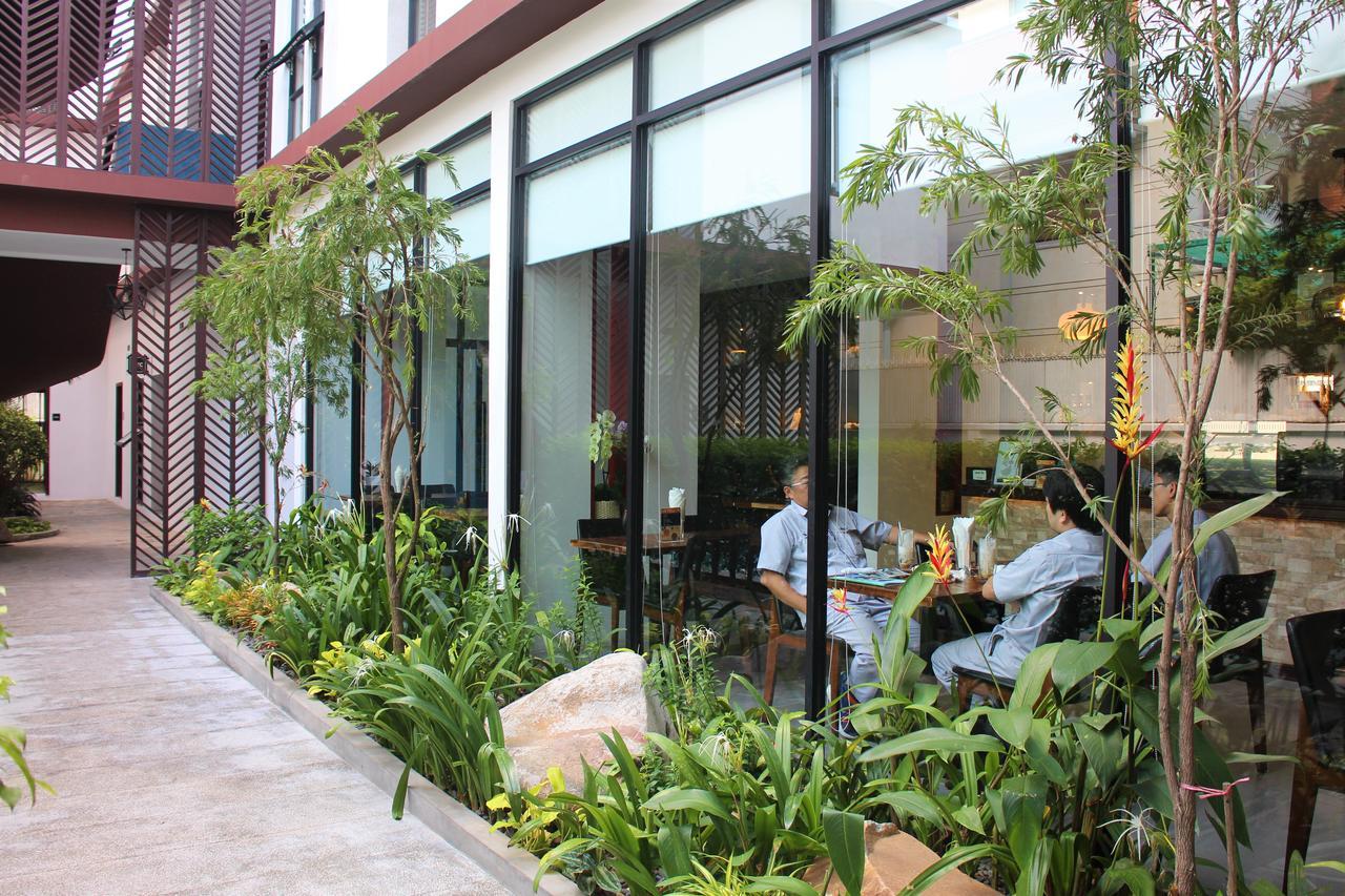 De Ninth Boutique Hotel & Spa พนมเปญ ภายนอก รูปภาพ