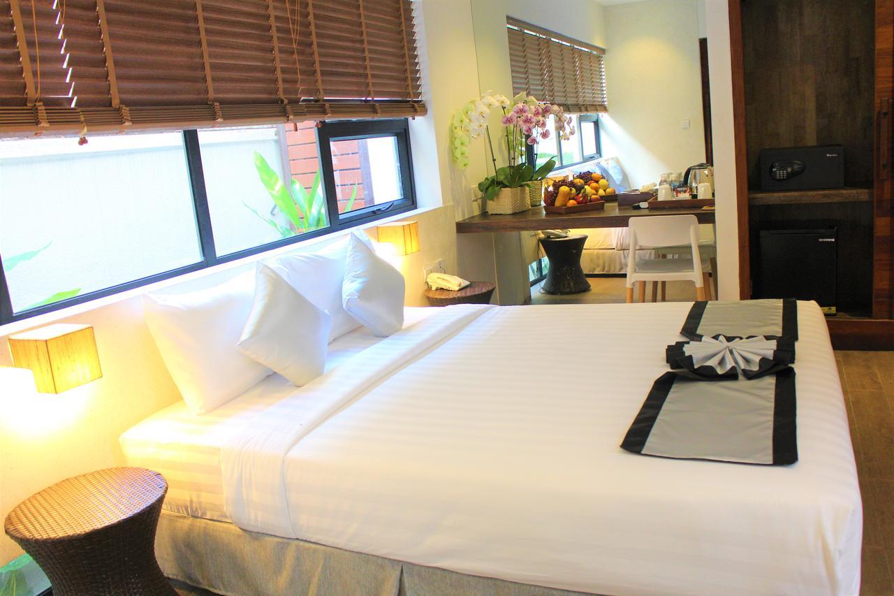 De Ninth Boutique Hotel & Spa พนมเปญ ภายนอก รูปภาพ