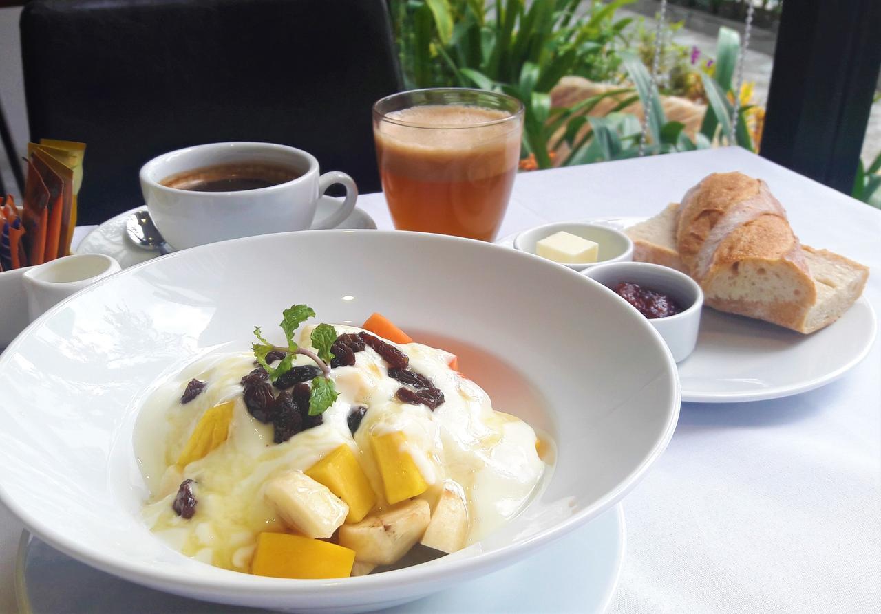 De Ninth Boutique Hotel & Spa พนมเปญ ภายนอก รูปภาพ