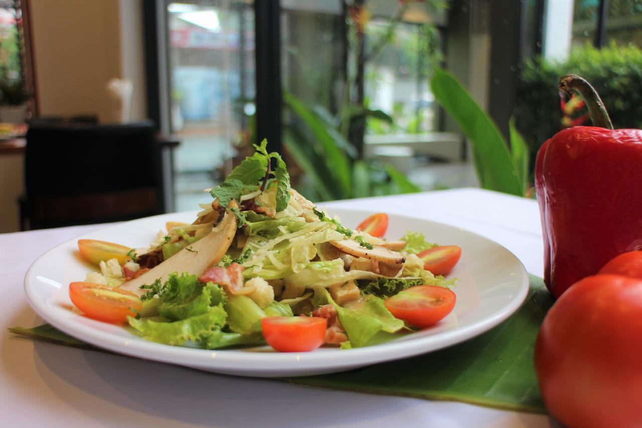 De Ninth Boutique Hotel & Spa พนมเปญ ภายนอก รูปภาพ