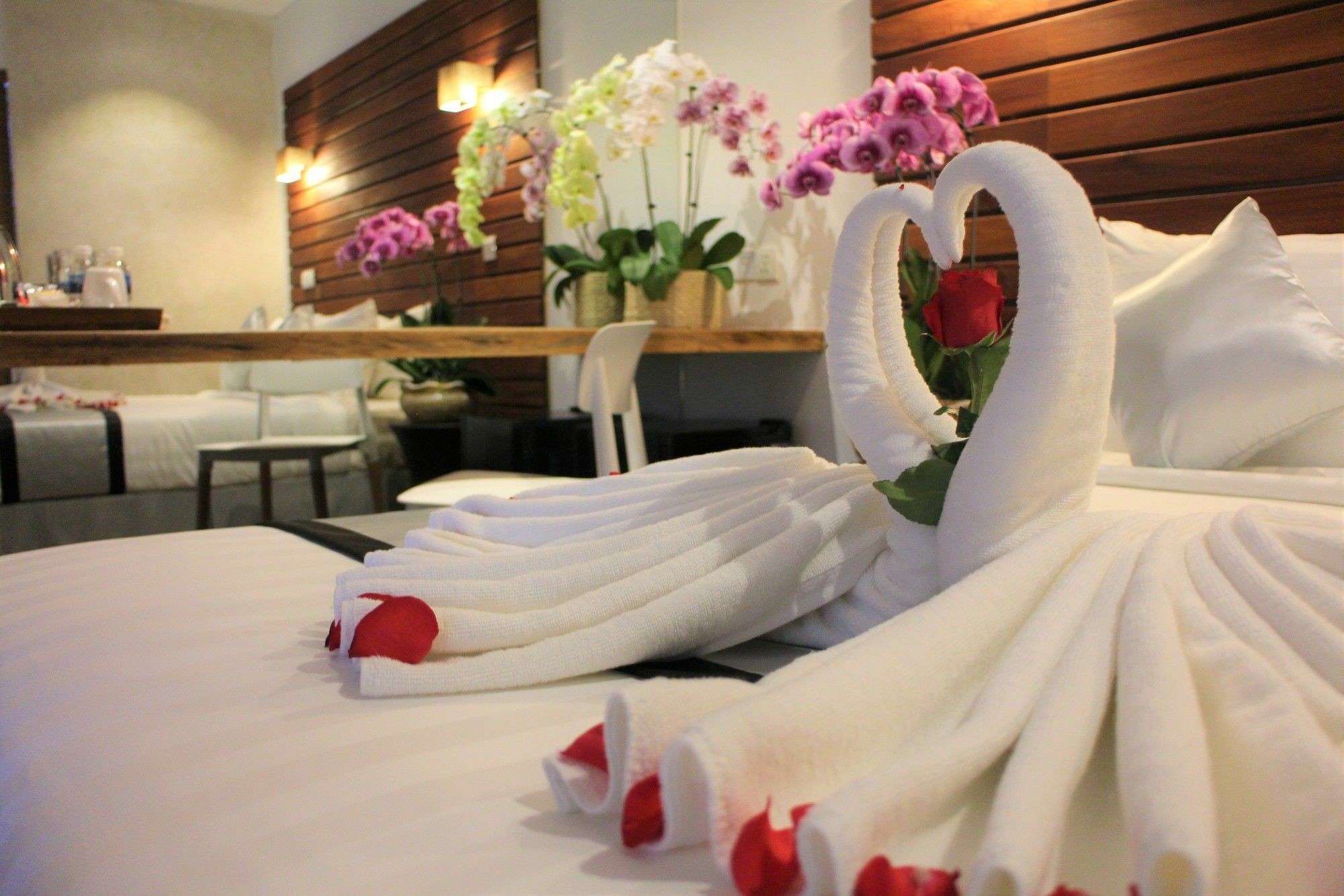 De Ninth Boutique Hotel & Spa พนมเปญ ภายนอก รูปภาพ