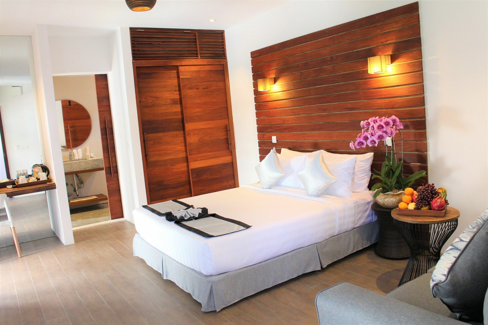 De Ninth Boutique Hotel & Spa พนมเปญ ภายนอก รูปภาพ